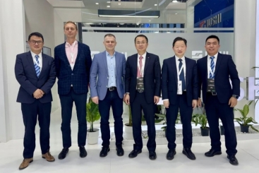 共聚JEC World，2025 我們?cè)谝黄穑?></a></div>
					<h2><a href=